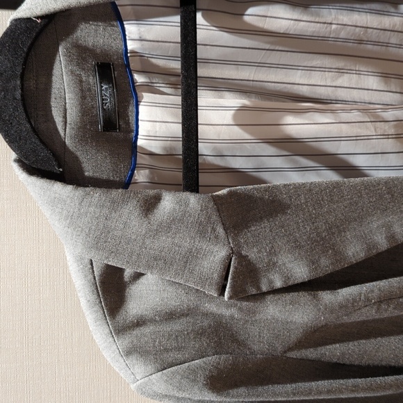 Grey Blazer - Picture 2 of 5